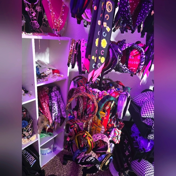 Beautiful Unbranded Headbands (PRICE IS FOR 1) - Picture 5 of 5